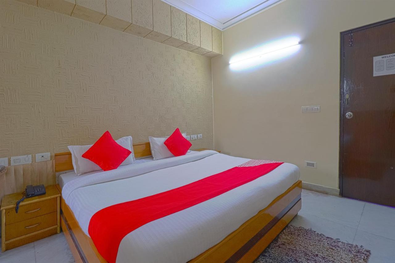 Oyo 834 Shree Balaji Hotel ฟารีดาบัด ภายนอก รูปภาพ