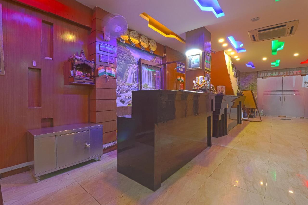 Oyo 834 Shree Balaji Hotel ฟารีดาบัด ภายนอก รูปภาพ